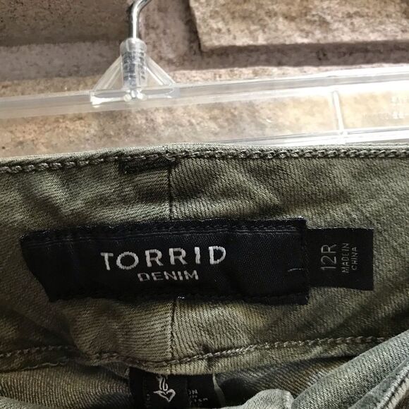 Torrid Three Button Jeggings Skinny Jeans Olive Green 12 - Picture 6 of 8